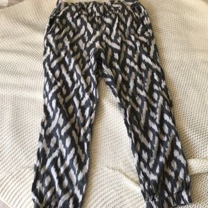 High rise elastic print pants